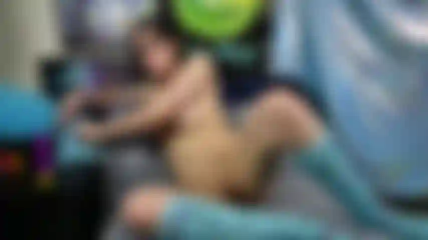 L'assistante ringard de rick pour la masturbation.