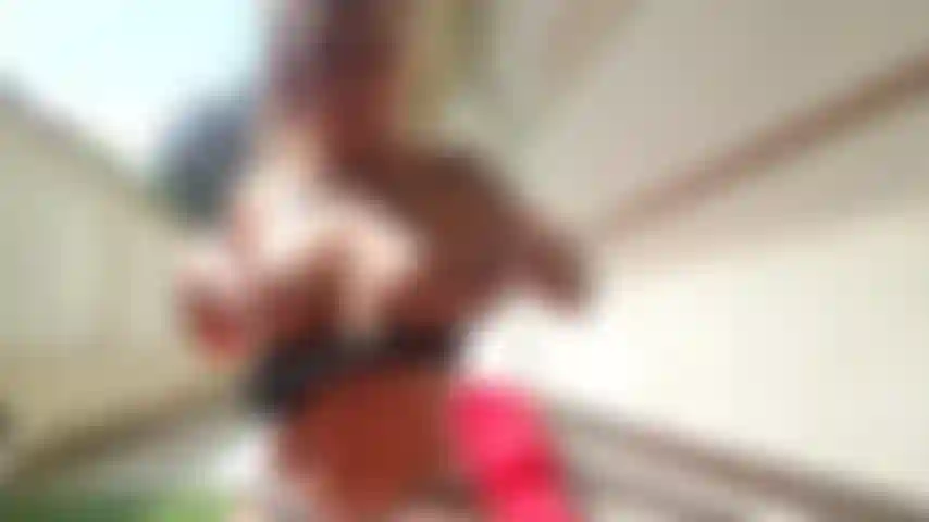 Aliciarey_cum_cream_in_the_garden_1080p.