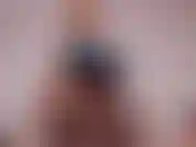 Tu es hypnotisée. Tu te rends totalement. Tu veux tout me donner. Tu offres ton portefeuille, ton cul & ta bouche. Votre plus grand plaisir est d'être utilisé par moi, votre parfaite déesse du sexe.