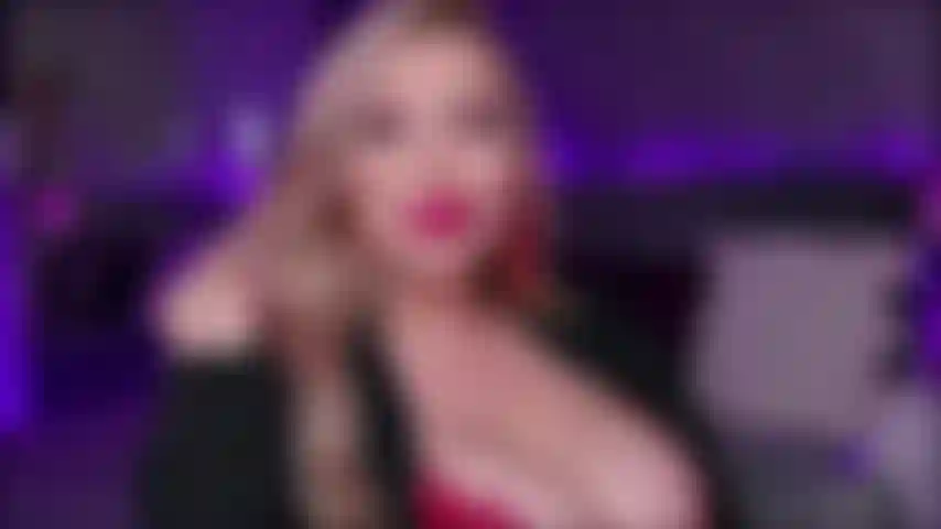 Bordure puissante avec des taquineries orales seins nus. Amenant l'histoire à un point culminant puissant, je vous laisse avec une soif de plus.