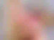 Mes lèvres sexy et charnues vous feront oublier votre nom, mais ne vous inquiétez pas, ouvrez simplement les yeux et le portefeuille. Tu n'as pas le choix, tu es profondément accro. Tu ne peux pas parler, tu ne peux pas penser. Alors continuez à regarder.