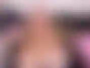 Tu ne peux pas résister. Tu ne peux que rêver et baver en me regardant me déshabiller, te taquiner au plaisir total.