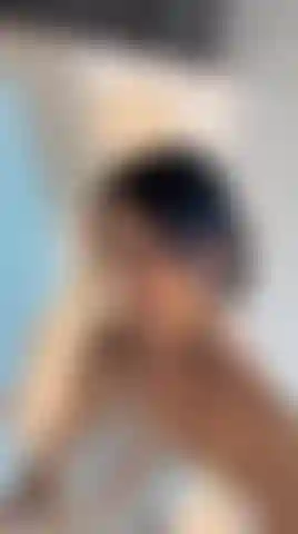 Slippery Skin, Wet Desires