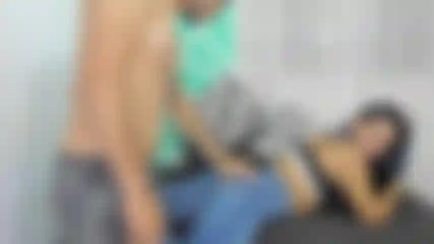 Délicieuse pipe avec éjaculation dans ma bouche.