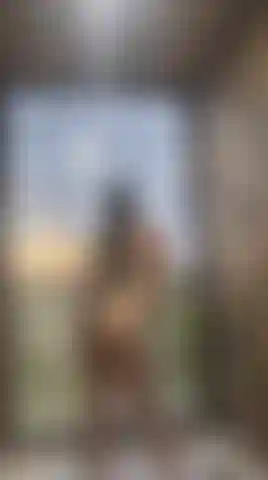 🔥On vacation masturbating while I take a refreshing shower with lots of water and soap to lower how excited I am for you. 🫦