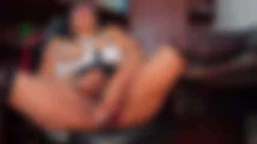 Baise la chatte et joue au domi !!!