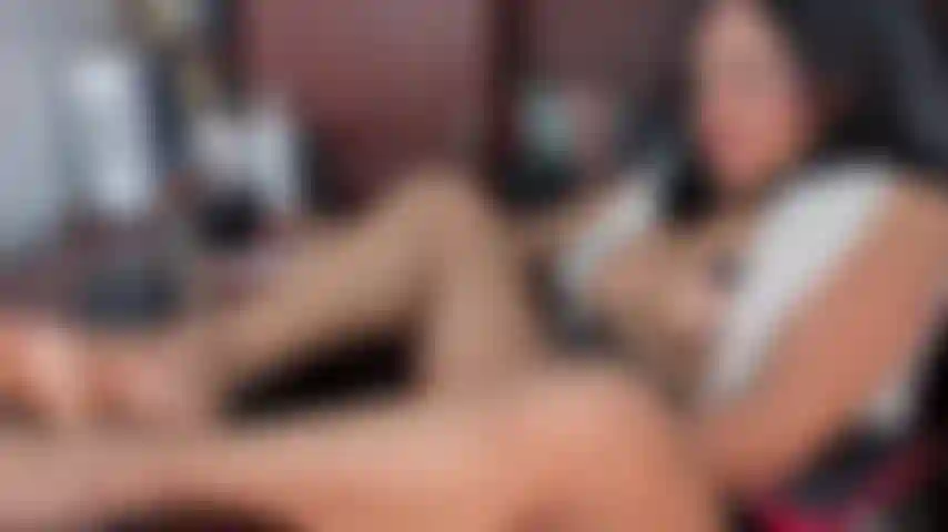 Masturbation des pieds.