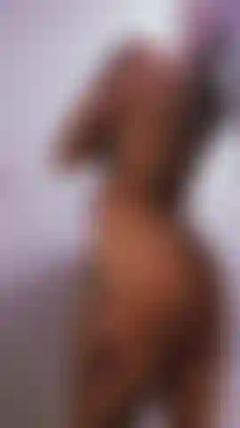 I show you how my big ass opens, while the water from the shower falls into the