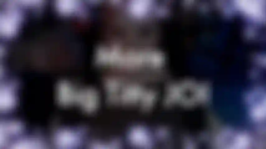 Plus de gros seins joi - tu es d'un genre plus doux. Tu veux vraiment juste te blottir contre une grosse poitrine. Les filles sont vraiment belles dans ce haut transparent alors allons-y. Laissez ces gros seins vous guider vers un orgasme agréable et fort. Prête, prête, connard !