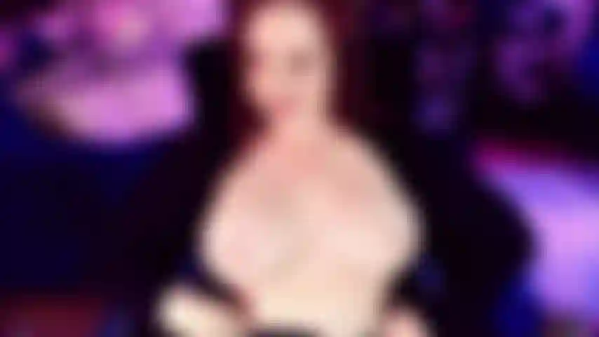 Asshole joi - tu aimes les connards et le mien est l'un de tes favoris de tous les temps. Le moment idéal pour manger mes fesses est toujours et c'est ce que vous faites. Pov parfait pour voir tous les détails de mon trou du cul qui te fait un clin d'œil pendant que j'exige que tu me le branles partout sur le cul.