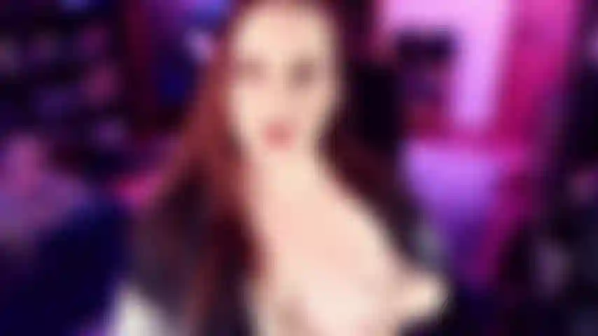 Savoure mon trou du cul - il est temps de passer sous ces grosses joues de butin et de savourer mon délicieux trou du cul. Si vous appréciez mon joi habituel autant que je l'espère, celui-ci vaut la peine d'être ajouté à votre rotation.