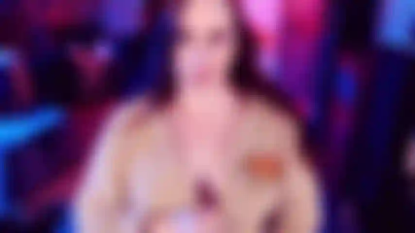 "ASSHOLE GOON" - It's been another minute since we really focused on my asshole. One of my little asshole gooners popped in for a goon so here we are. Generous shots of my fine hiney with that sensual goon encouragement. Wouldn't you know it we just closer and closer...