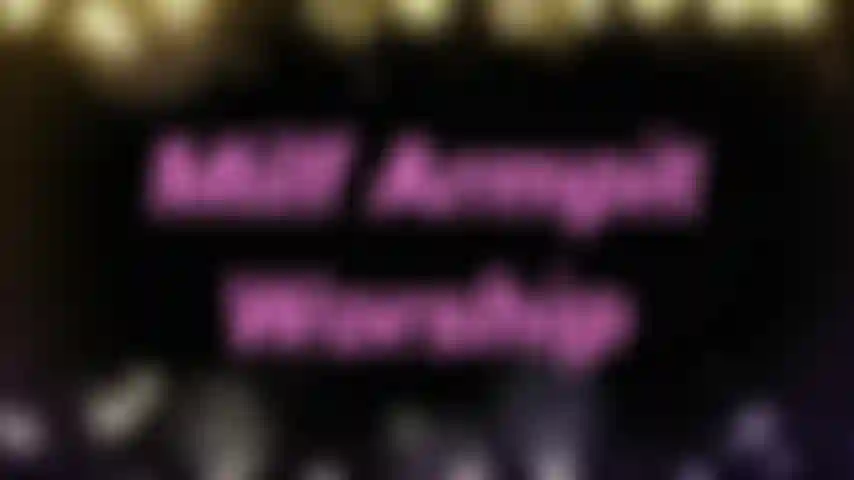 Adoration des aisselles de milf - concentrons nos attentions sur quelque chose que je pense que tu devrais sentir et goûter. Entre dans mes délicieuses fosses de milf. C'est tout, alors que nous passons d'une aisselle douce et légèrement piquante à l'autre.