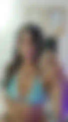 Daddy, come break my pussy... I'm very tight