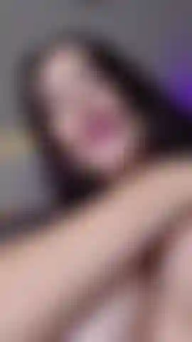 play with my tits
