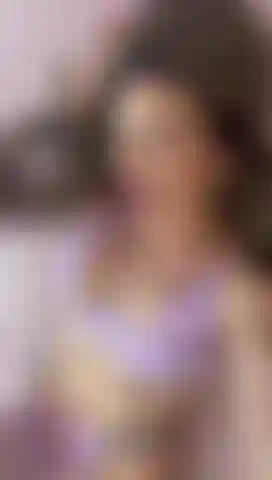 Flirtant et taquinant avec ton esprit :p.