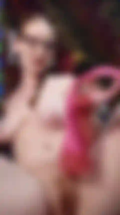 Sens ma culotte et jouis sur mes chaussettes.