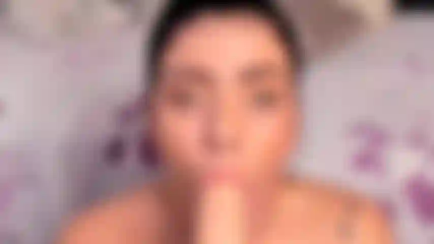 Gorge profonde, pipe, bâillonnement.