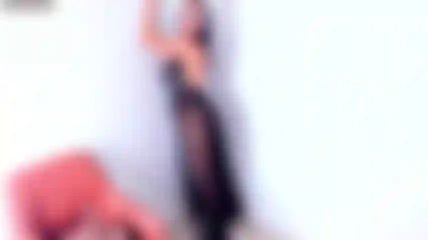 Séductrice + suceuse et baise !