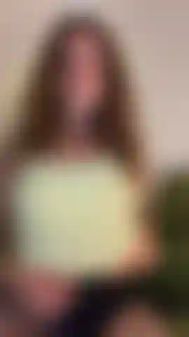 Just 27 seconds of my tits out. Simple, filthy, perfect