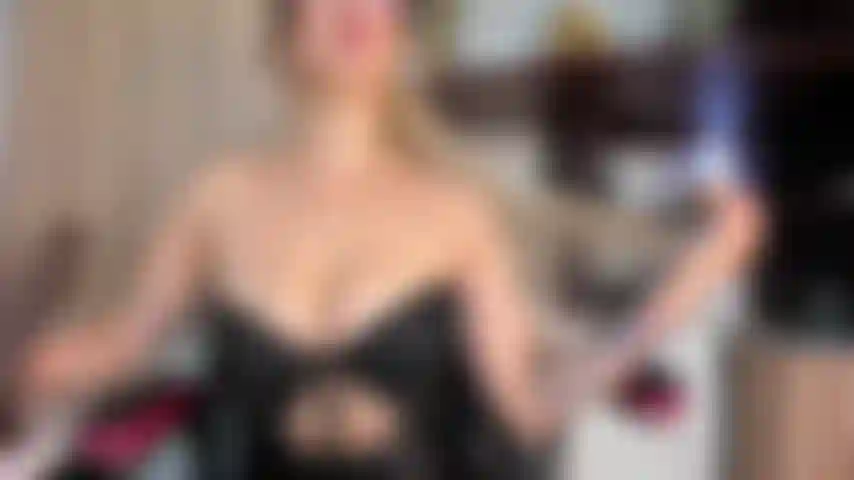 Fuck me with my red thongs in my mouth