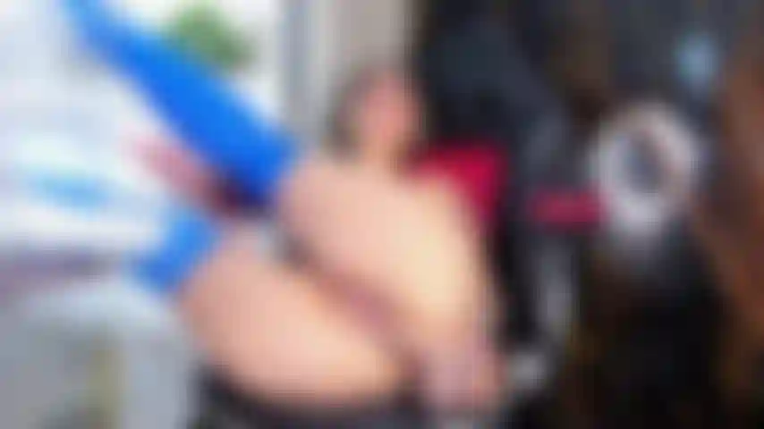 Hot in heels, fuck my tight pussy