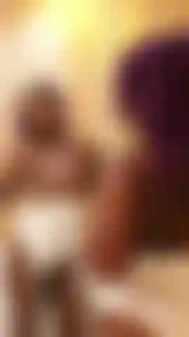 Viens explorer chaque centimètre de cette fille ébène—je suis chaude !