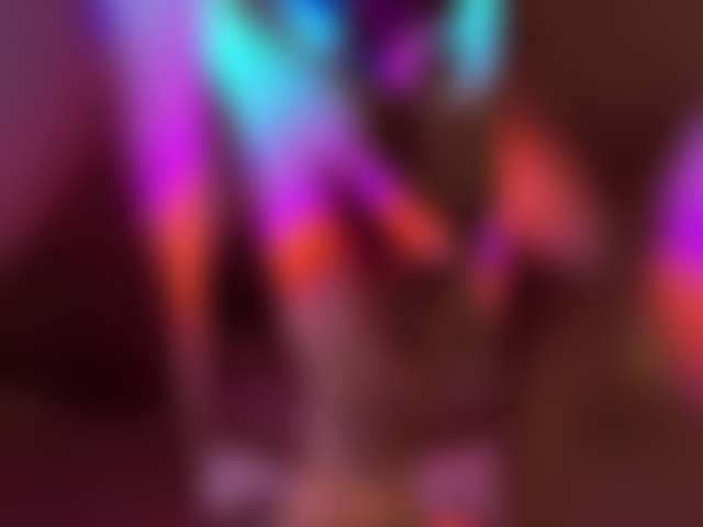 Branlette avec gros gode huileux.