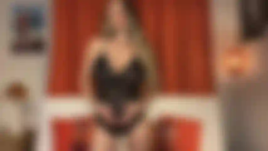 La baise de chatte super chaude d'anita dark.