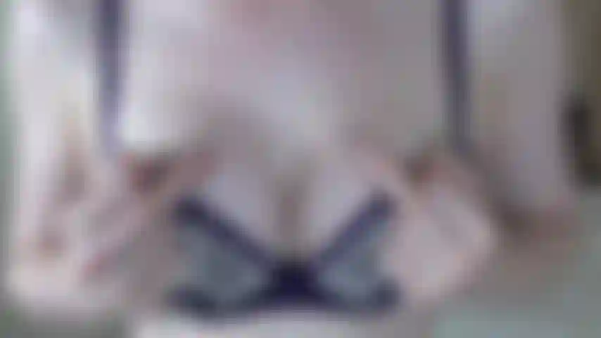 Findom – quel genre de perdant paie 100 $ pour un clip de 2 minutes ? Toi, c'est qui.