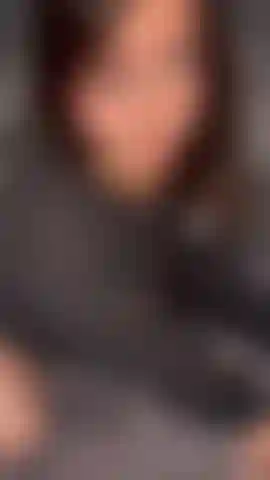 Culotte violette, beau cul.