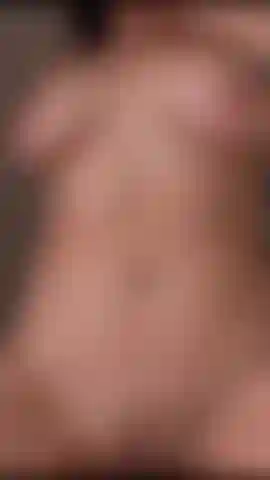 Après une bonne douche... J'étais collante et mouillée mmm.