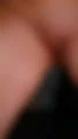 J'adore ma chatte d'été rasée et sans poils.