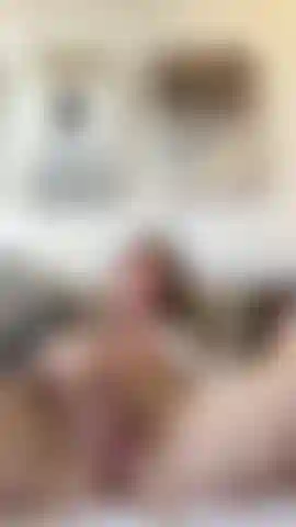 Over 2 mins of finger fucking my wet pussy. It felt