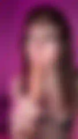 Deeptjroating a Dildo