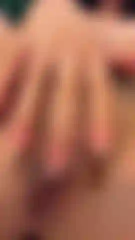 Touche ma chatte et ouvre grand #streamatemodels.