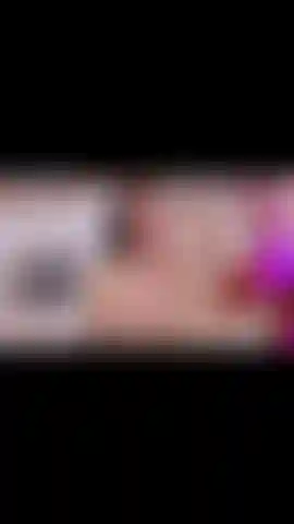 Deepthroat et bâillonnée par la chienne de papa.