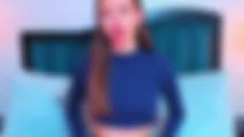 Quand je me touche, je ne peux m'empêcher de frotter mes pieds l'un contre l'autre, sachant que cela vous rend fou aussi.