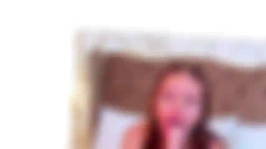 Apprécie à quel point je suce ta bite.