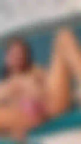 Comme c'est délicieux quand je te doigte bébé.