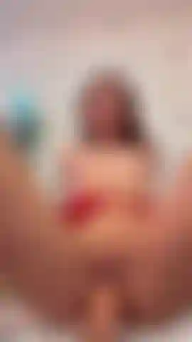 J'adore me débarrasser de ta grosse bite, bébé.