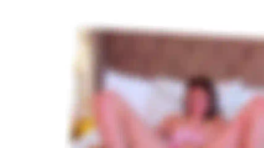 Ma chatte est en feu pendant que je te suce.