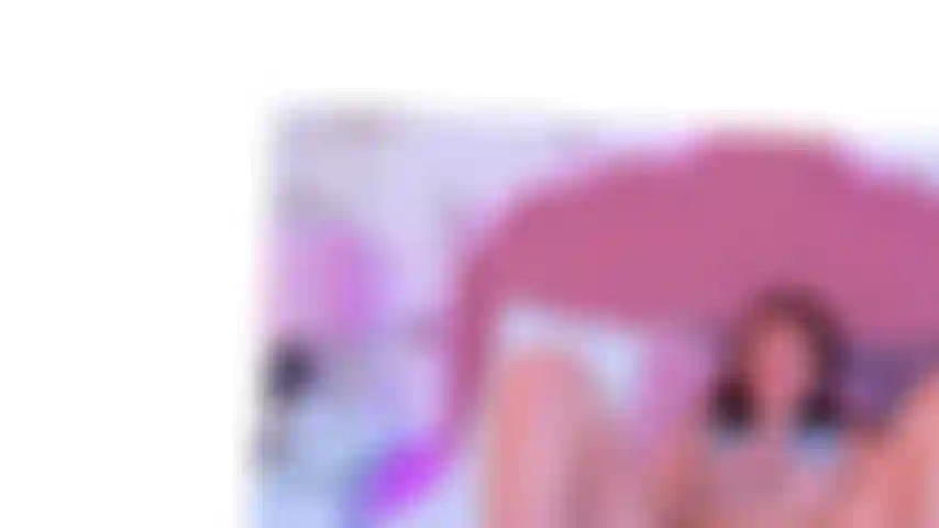 Tu fais vibrer ma délicieuse chatte et j'aime te faire une bonne pipe.