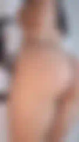 Accompany me on my elliptic with my plug on #pluganal #fetish #exercise