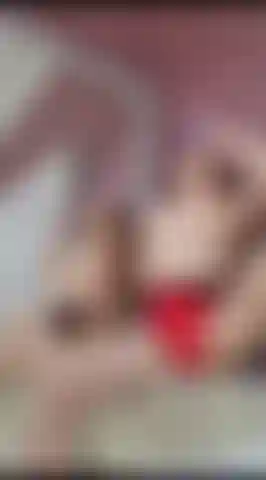 Huile corporelle, regarde-moi jouer.