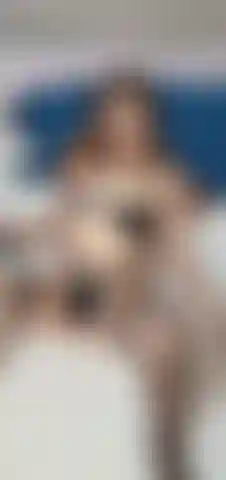 Je me masturbe, veux-tu m'aider ?