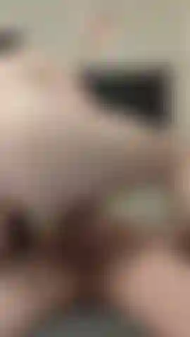 Sextape - point de vue du cocu, chevauchée en cowgirl et mouvements de bassin.