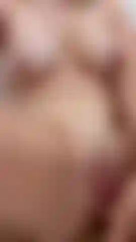 Watch me finger my pretty pussy 😈