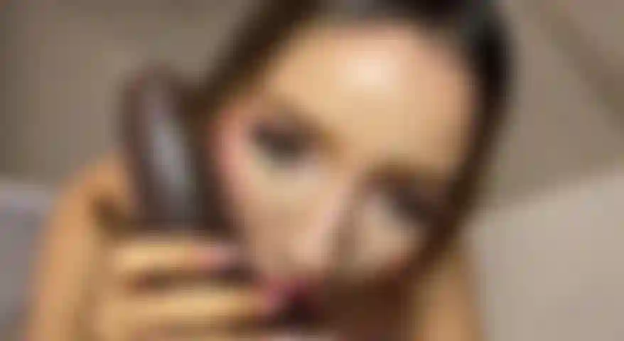 Remplis ma bouche de ton lait riche.