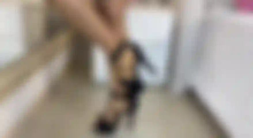 Adoration des pieds.